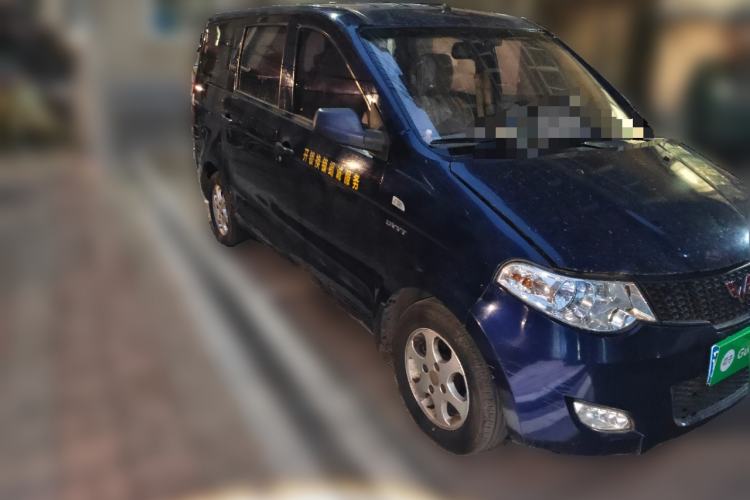 Used Wuling Hongguang 2013 1.5L Standard Version Front Right 45 Deg