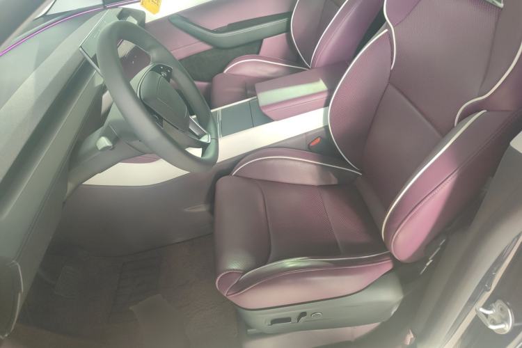 Used Tesla Model Y 2025 Rear-Wheel Drive First Edition
