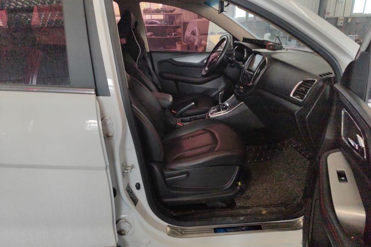 Used Baojun 560 2016 1.8L iAMT Luxury Model