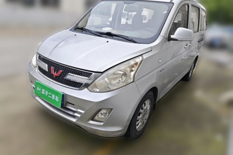Used Wuling Rongguang V 2016 1.5L Standard Version