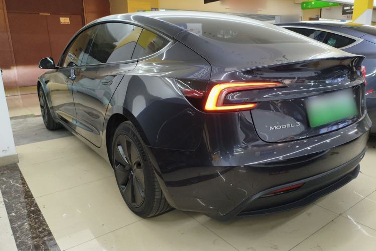 Used Tesla Model 3 2023 Rear-Wheel-Drive Version
