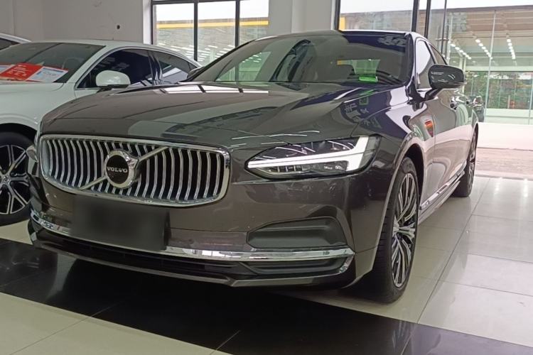 Used Volvo S90 2025 B5 Zhiyuan Luxury Edition