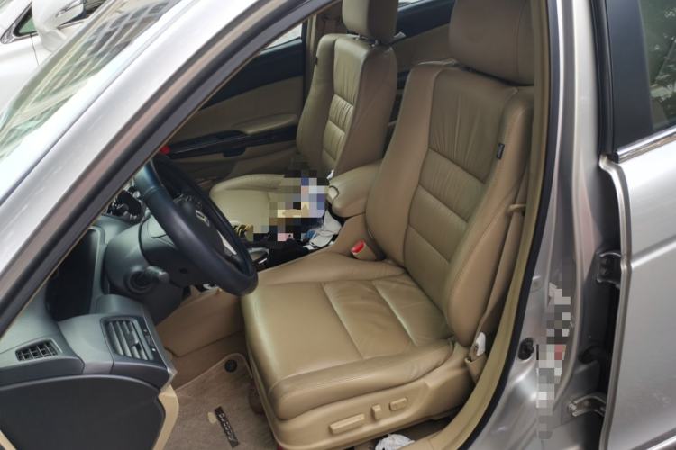 Used Honda Accord 2010 2.4L LX
