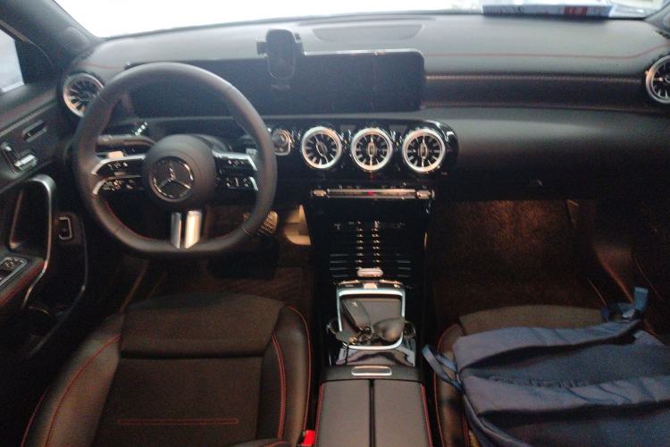 Used Mercedes-Benz A-Class 2025 A 200 L Fashion Model