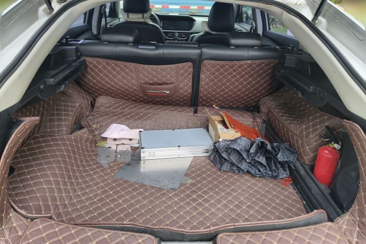 Used Venucia T90 2018 2.0L CVT Smart Connect Luxury Edition China V Standard