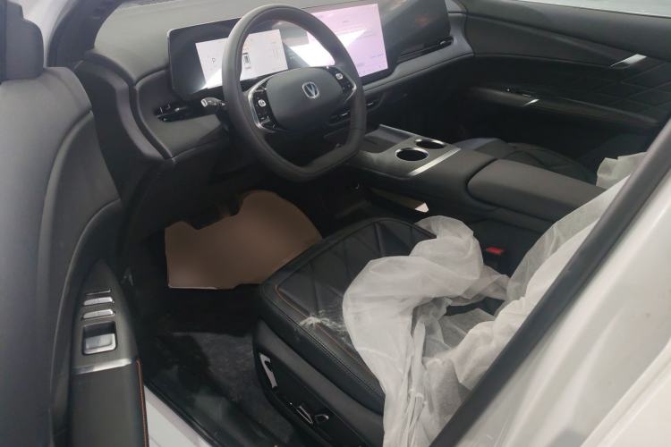 Used CHANGAN CS75 PLUS 2025 4th Generation 1.5T New Blue Whale Smart Luxury Edition