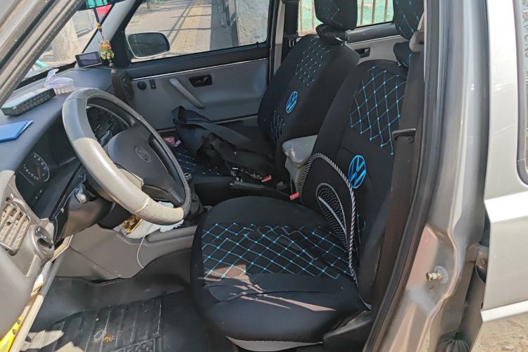 Used Volkswagen Jetta 2010 1.6L Partner