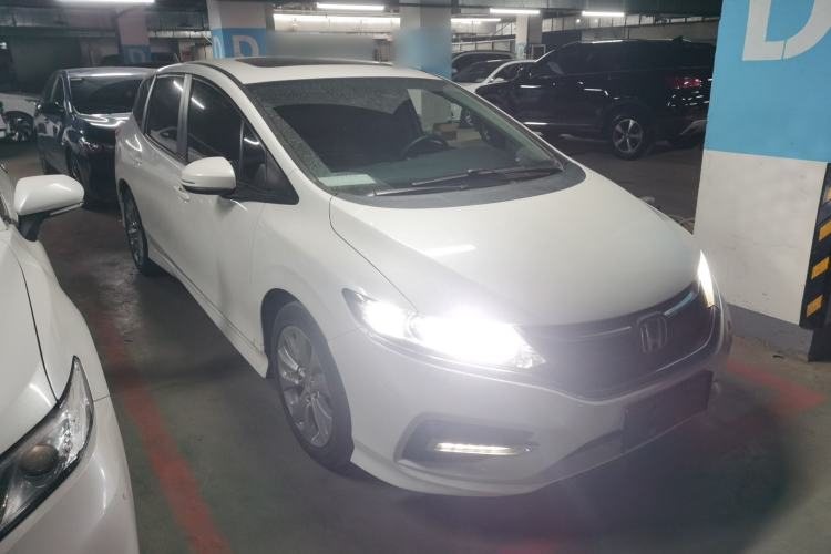 Used Honda Jade 2017 1.8L automatic Comfort version 5 seats
