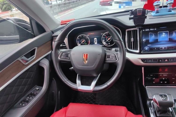 Used Hongqi HS7 2022 2.0T DCT Two-Wheel Drive Smart Connect Flagship Edition Seven Seats
