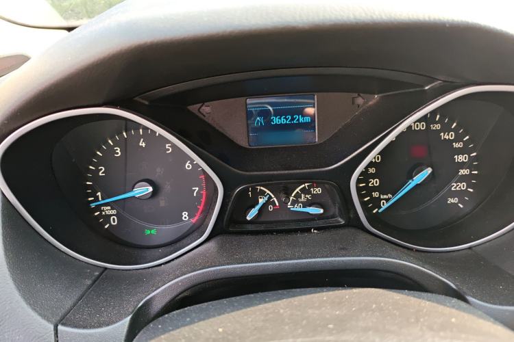 Used Ford Focus 2015 Hatchback 1.6L Manual Comfort Edition