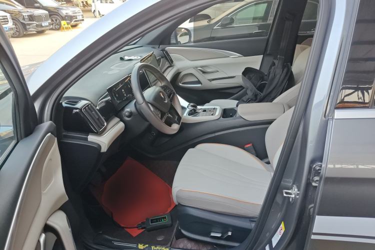 Used BYD Song Pro New Energy 2024 HONOR Edition DM-i 71KM Navigation Model