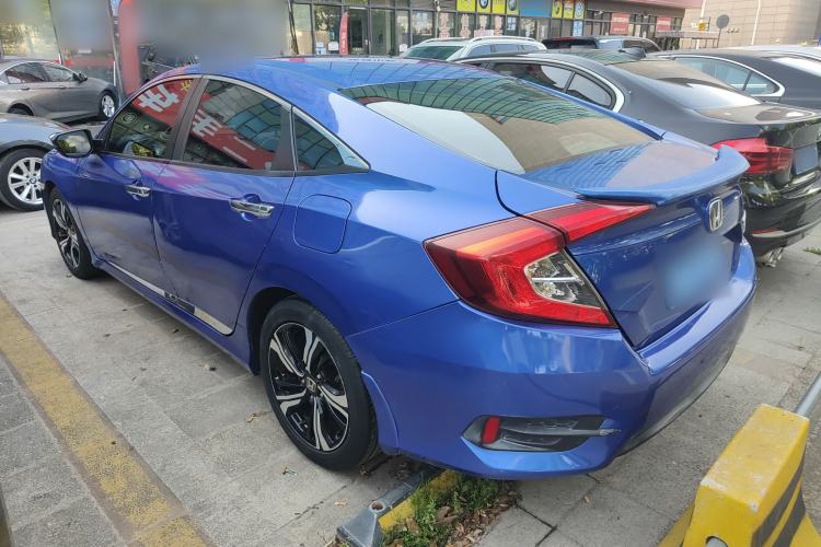 Used Honda Civic 2016 220TURBO CVT Prestige Edition
