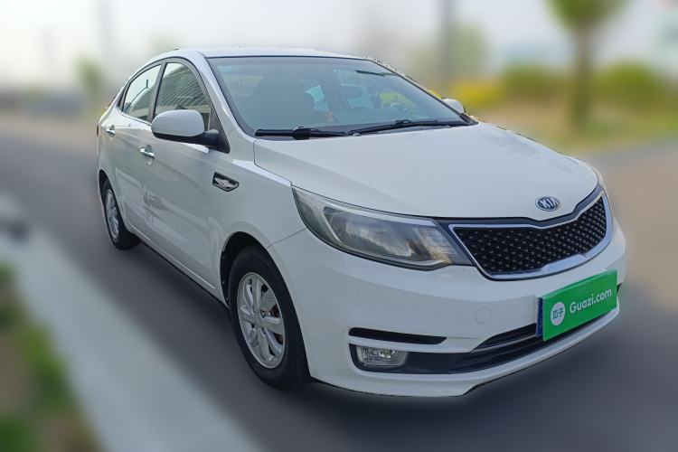 Used Kia K2 2015 Sedan 1.4L MT GLS Front Right 45 Deg