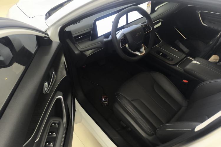 Used Venucia V DD-i 2023 110 km iE Version
