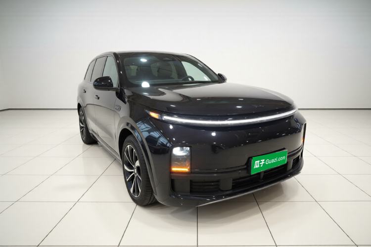 Used Li Auto L8 2023 Pro Model Exterior 1