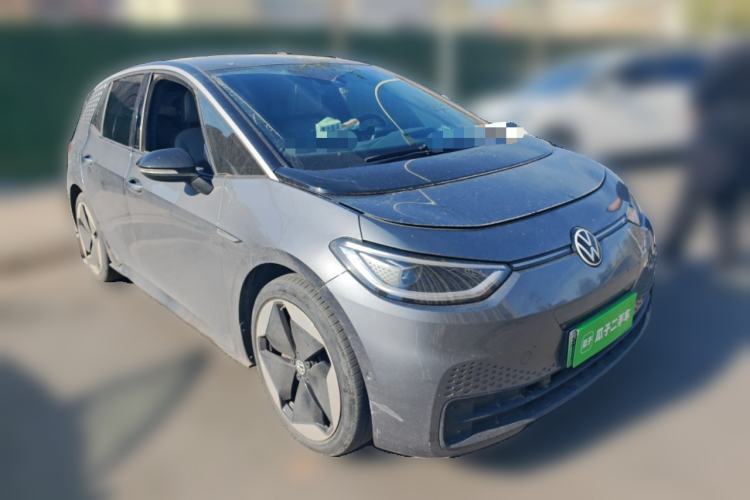 Used Volkswagen ID.3 2022 Pro Smart Edition Front Right 45 Deg