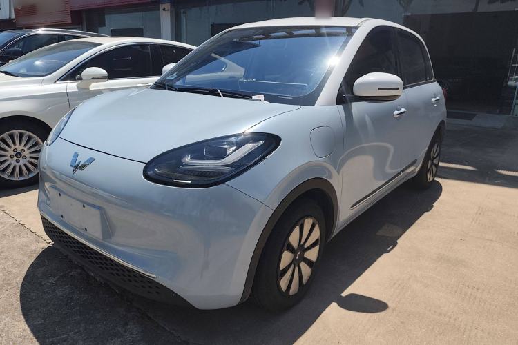 Used Wuling Bingo 2023 410 km Lingxi Deluxe Edition