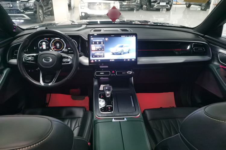 Used GAC Trumpchi GS8 2022 Flagship Series 2.0 TGDI Two-Wheel-Drive Prestige Edition (6-seater) Center Console