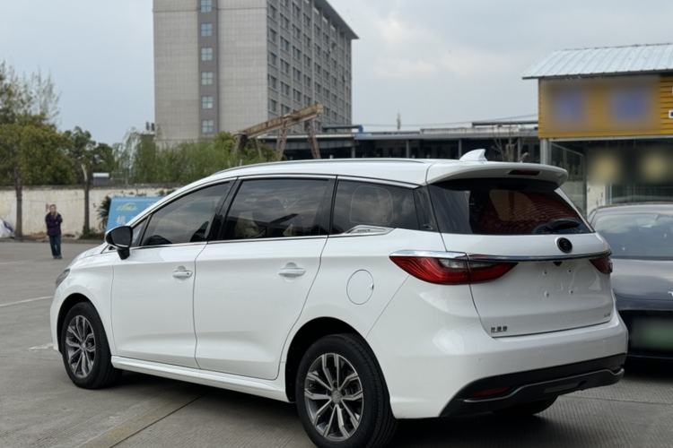 Used BYD Song MAX 2019 1.5T Automatic Smart Connect Ruiyi Sunroof Version 6 Seats China VI Standard