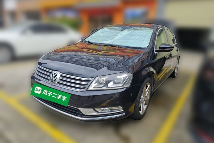 Ojetý Volkswagen Magotan 2015 Revised Version 2.0 TSI Luxury Edition