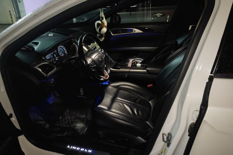 Used Lincoln MKZ 2018 2.0T Premium Edition