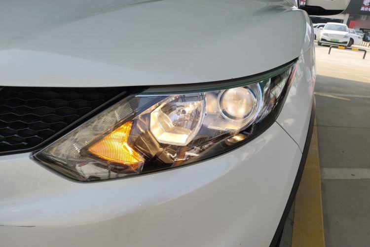 Used Nissan Qashqai 2017 2.0L CVT Elite Edition China V Standard Left Front Headlight