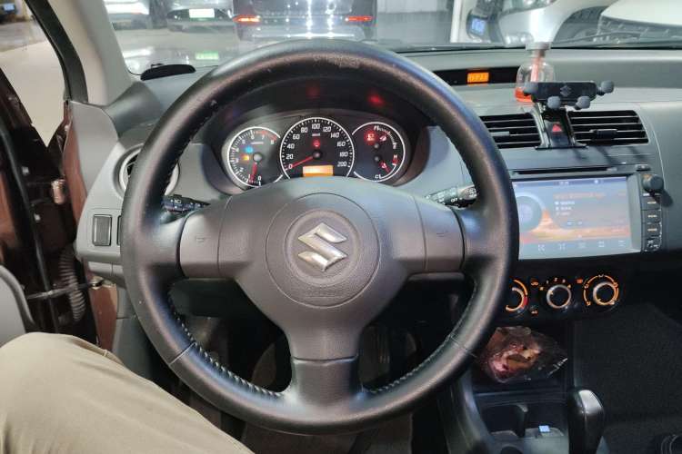 Used Suzuki Swift 2013 1.5L Automatic Standard Edition