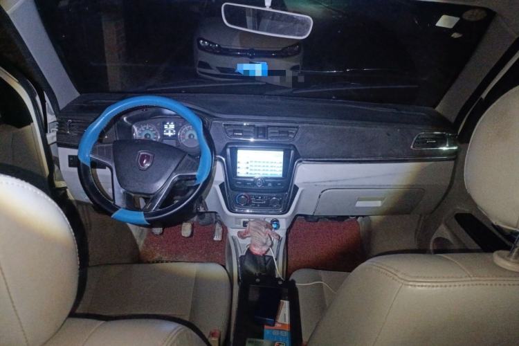 Used Jinbei New Hiace X30L 2016 1.5L Wealth Edition Van DLCG14 Center Console