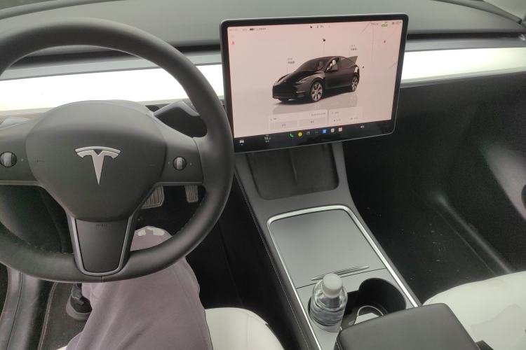 Used Tesla Model Y 2022 Rear-Wheel-Drive Version