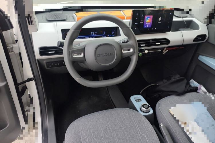 Used Geely Galaxy Panda 2023 Panda Mini 200km Dynamic Bear Interior 2