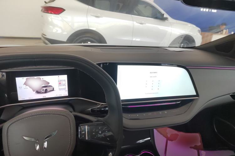 Used Hongqi EH7 2024 690 Pro
