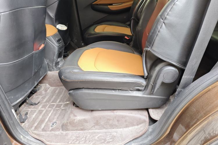 Used Wuling Hongguang S3 2018 1.5T Manual Luxury Model China V Standard