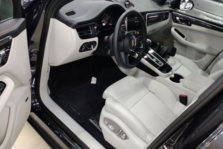 Used Porsche Macan 2025 Macan 2.0T Dream-Chasing Edition
