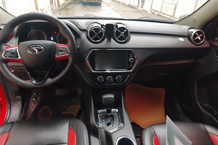 Used Soueast DX3 2016 1.5T SRG CVT Flagship Edition Center Console