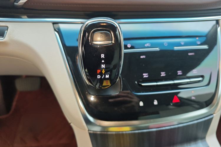 Used Buick GL8 2023 Land Executive Class Smart Enjoyment Model