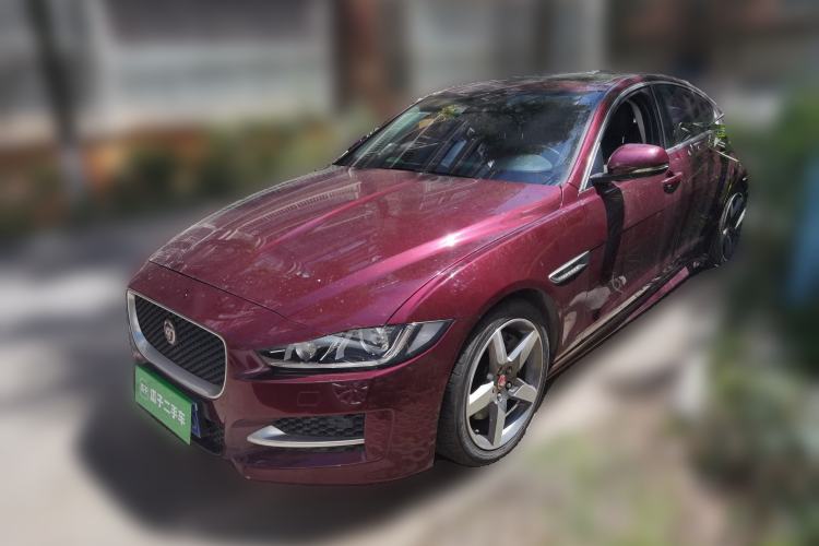 Used Jaguar XE 2015 2.0T 200 PS R-Sport