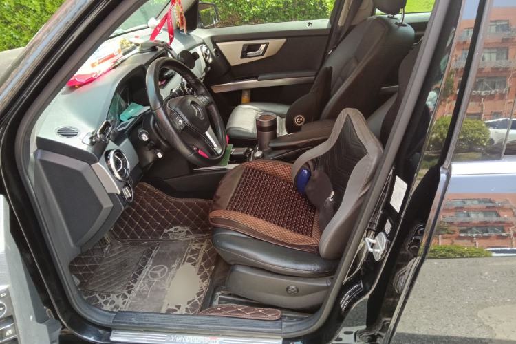 Used Mercedes-Benz GLK-Class 2013 GLK 300 4MATIC Dynamic Sunroof Model
