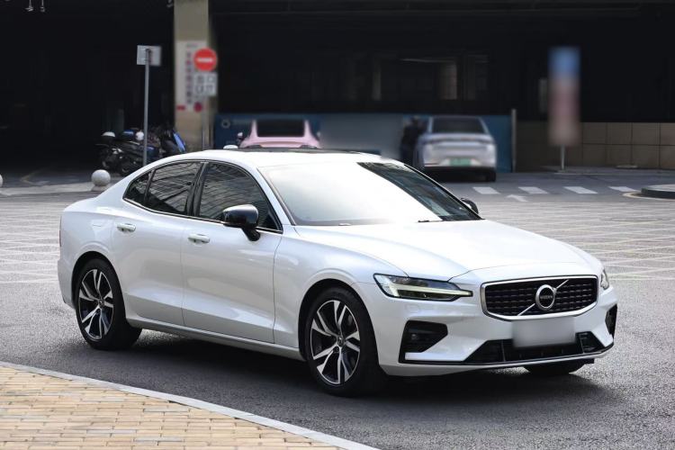 Used Volvo S60 2020 T5 Zhiya Sport Edition
