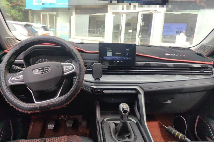 Used Geely Auto Vision X6 2021 PRO 1.4T Manual Luxury Model
