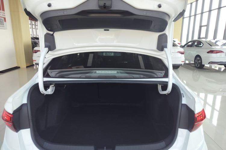 Used Volkswagen Sagitar 2020 280TSI DSG Comfort Version China VI Standard Trunk