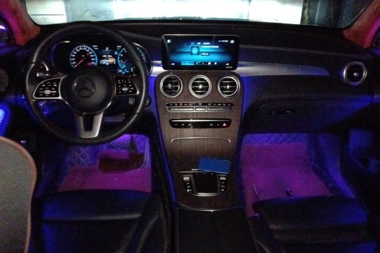 Used Mercedes-Benz GLC 2021 GLC 260 L 4MATIC Luxury Model Center Console