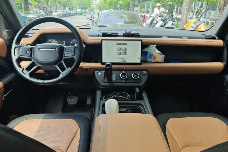 Used Land Rover Defender 2023 Facelift 110 3.0T P400 X-DYNAMIC HSE