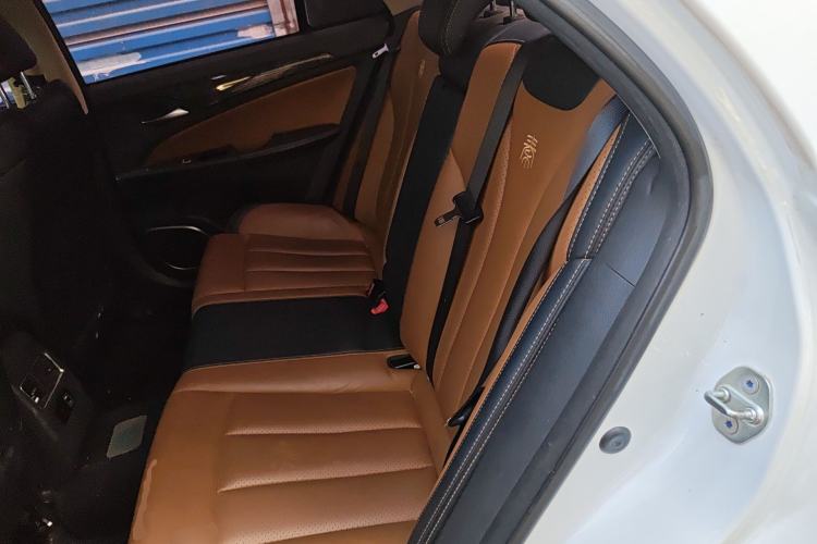 Used BYD Qin New Energy 2017 1.5T Luxury Model
