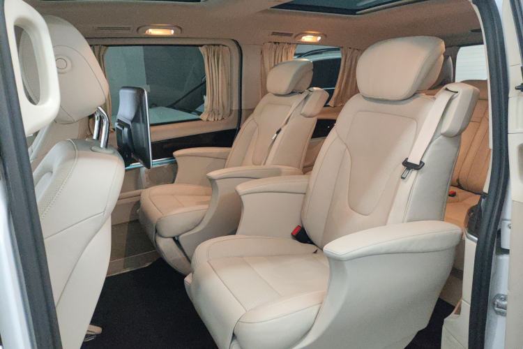 Used Mercedes-Benz V-Class 2016 V 260 Prestige Edition
