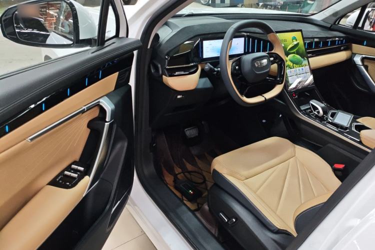 Used Geely Auto FX11 2023 1.5TD DCT Prestige Edition
