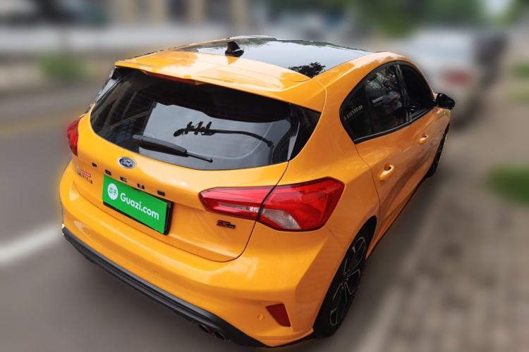 Used Ford Focus 2019 Hatchback EcoBoost 180 Automatic ST Line Rear Right 45 Deg