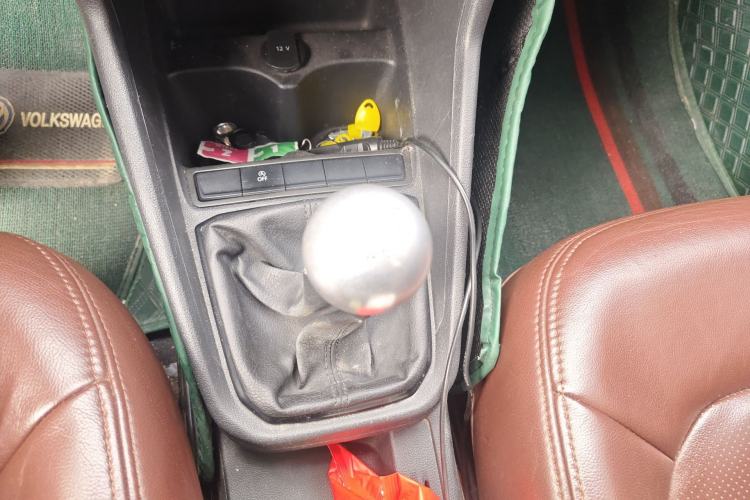 Used Volkswagen Santana 2018 1.5L Manual Fashion Edition Gear Lever