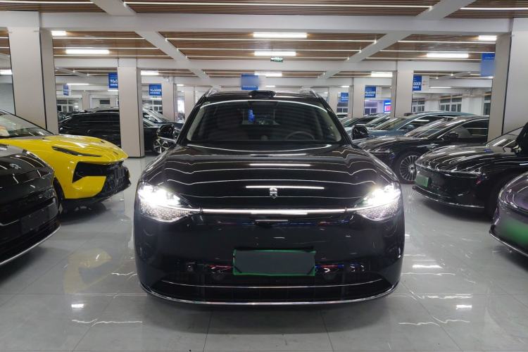 Used Hima AITO M9 2025 Extended-Range Ultra Version 52 kWh 6-Seater Front