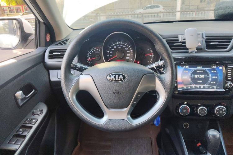 Used Kia K2 2015 Sedan 1.4L Automatic GLS Steering Wheel