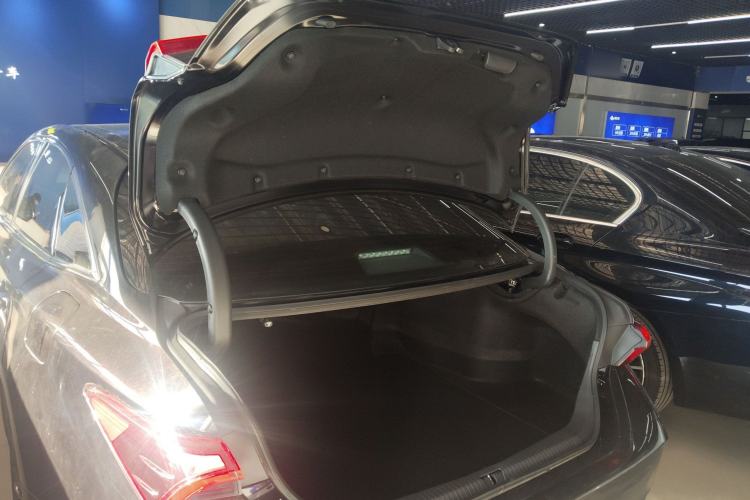 Used Toyota Avalon 2019 2.0L XLE Premium Edition China VI